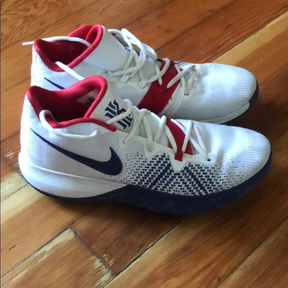 Kyrie Irving shoes